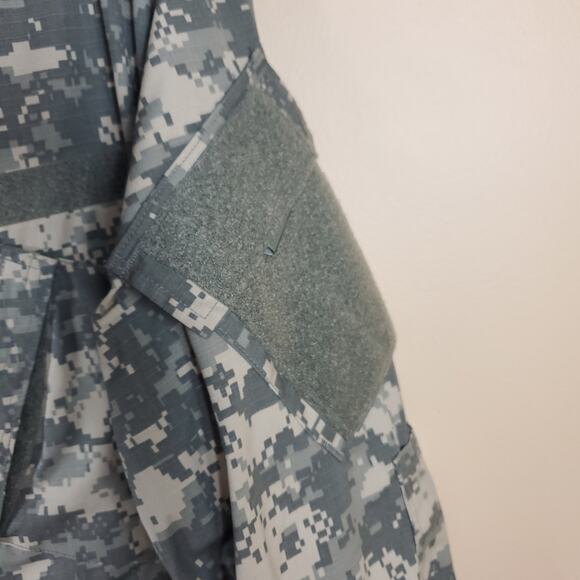 Army Green Digital Camo Combat Coat Size L - Picture 6 of 11